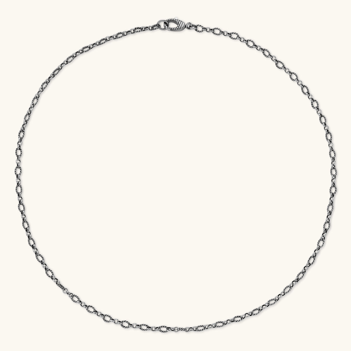Oxidized 925 sterling silver necklace with alternating twisted oval and round links, lobster-claw clasp, 550mm length.